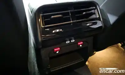 BMW 5-Series 2025 2.0 Автомат в Москве № 318215, миниатюра 3