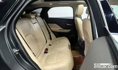 Jaguar F-Pace 2018 2.0 Автомат в Москве № 320239, миниатюра 2