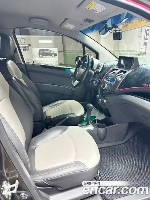 Chevrolet Spark 2012 1.0 Автомат в Москве № 328057, фото 12