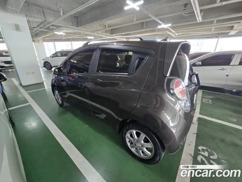 Chevrolet Spark 2012 1.0 Автомат в Москве № 328057, фото 4