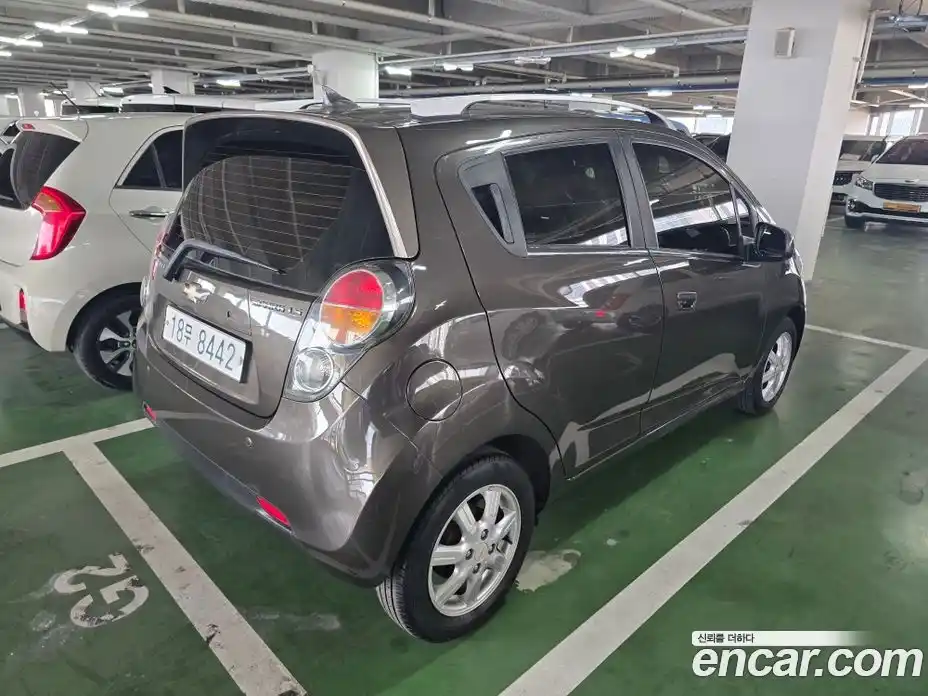 Chevrolet Spark 2012 1.0 Автомат в Москве № 328057, фото 6