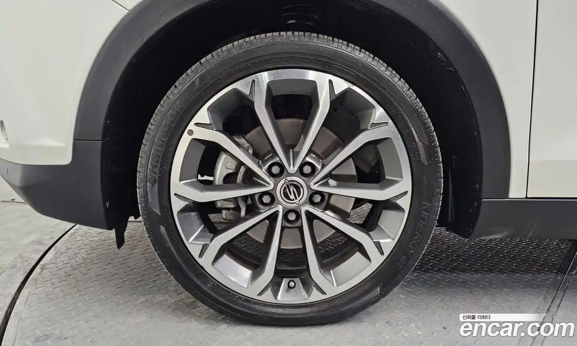 SsangYong TIBOLI 2018 1.6 Автомат в Москве № 32885, фото 11