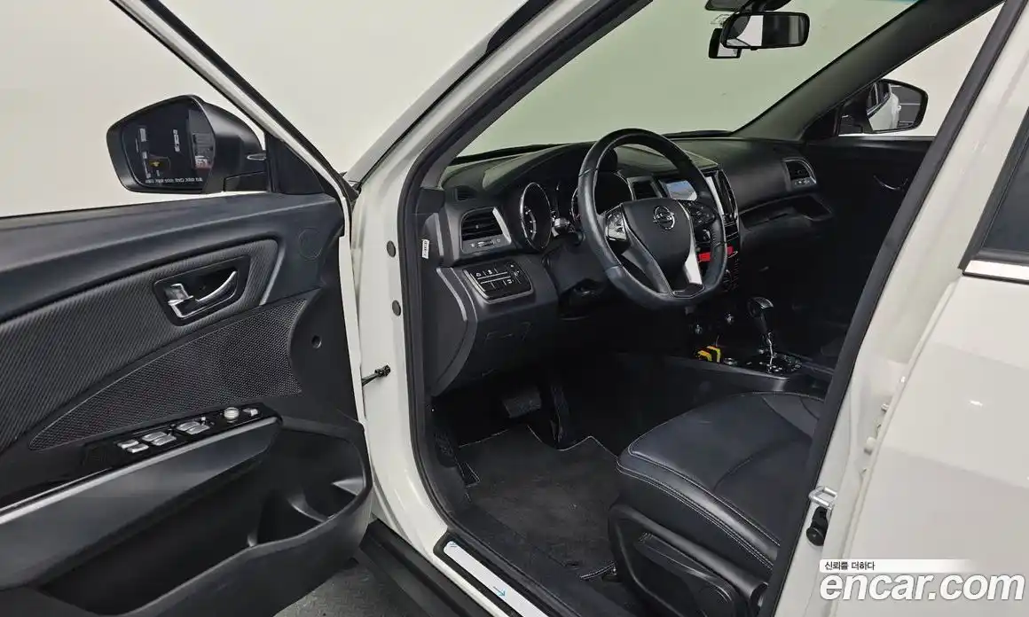 SsangYong TIBOLI 2018 1.6 Автомат в Москве № 32885, фото 13
