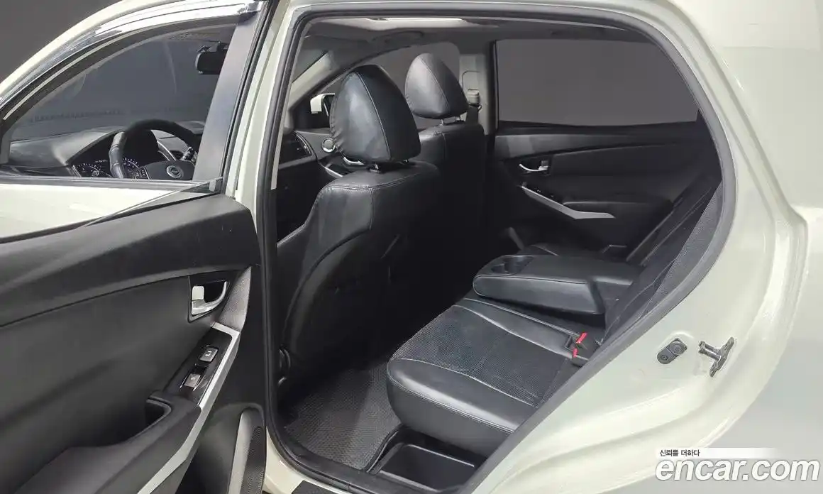 SsangYong Korando 2014 2.0 Автомат в Москве № 33086, фото 13