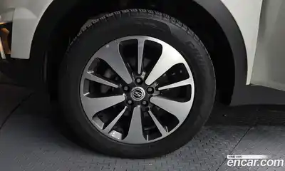 SsangYong Korando 2014 2.0 Автомат в Москве № 33086, миниатюра 2