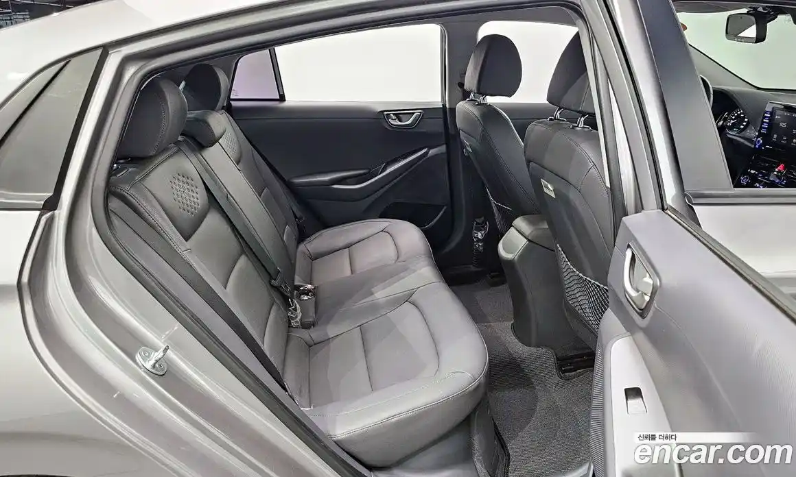 Hyundai Ioniq 2020 1.6 Автомат в Москве № 3340, фото 17