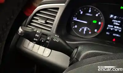 Hyundai Avante 2017 1.6 Автомат в Москве № 336029, миниатюра 12