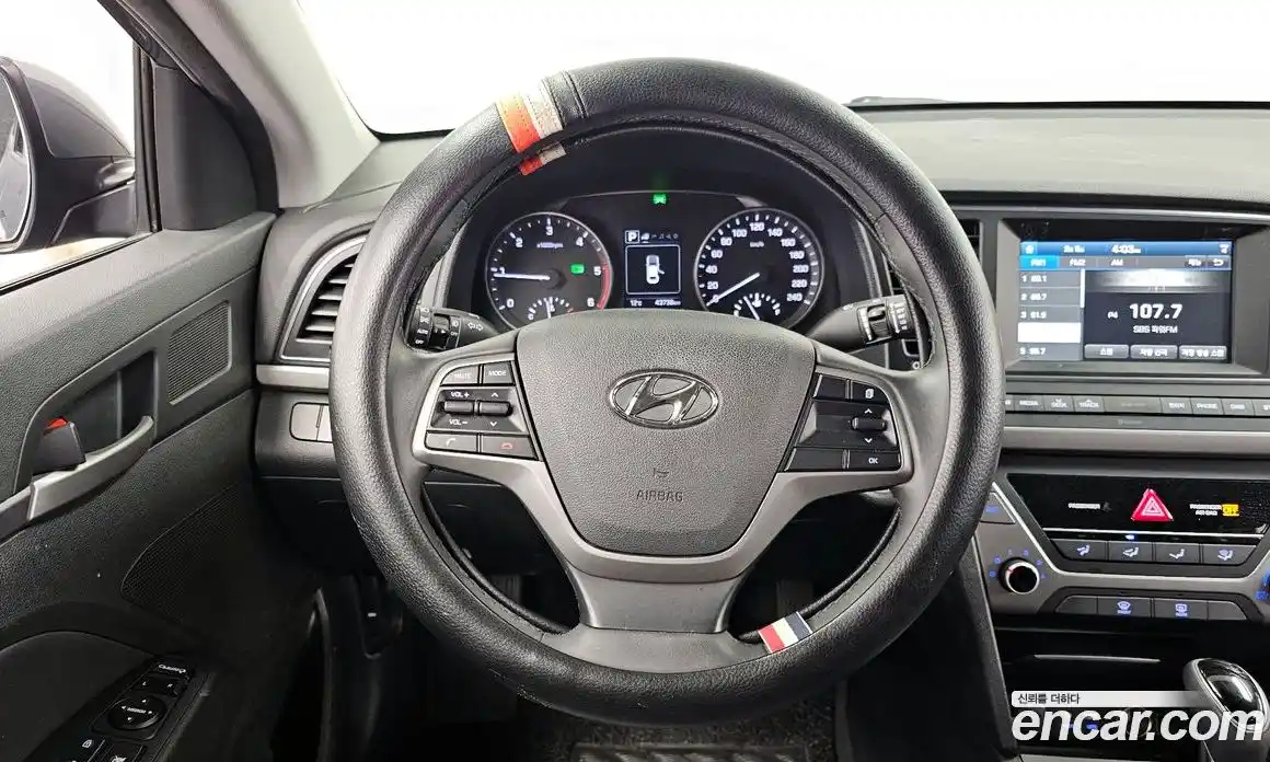 Hyundai Avante 2017 1.6 Автомат в Москве № 336029, фото 13
