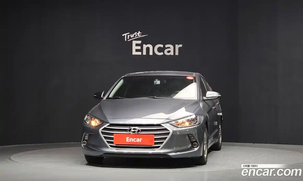 Hyundai Avante 2017 1.6 Автомат в Москве № 336029, фото 14