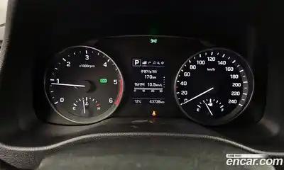 Hyundai Avante 2017 1.6 Автомат в Москве № 336029, миниатюра 4