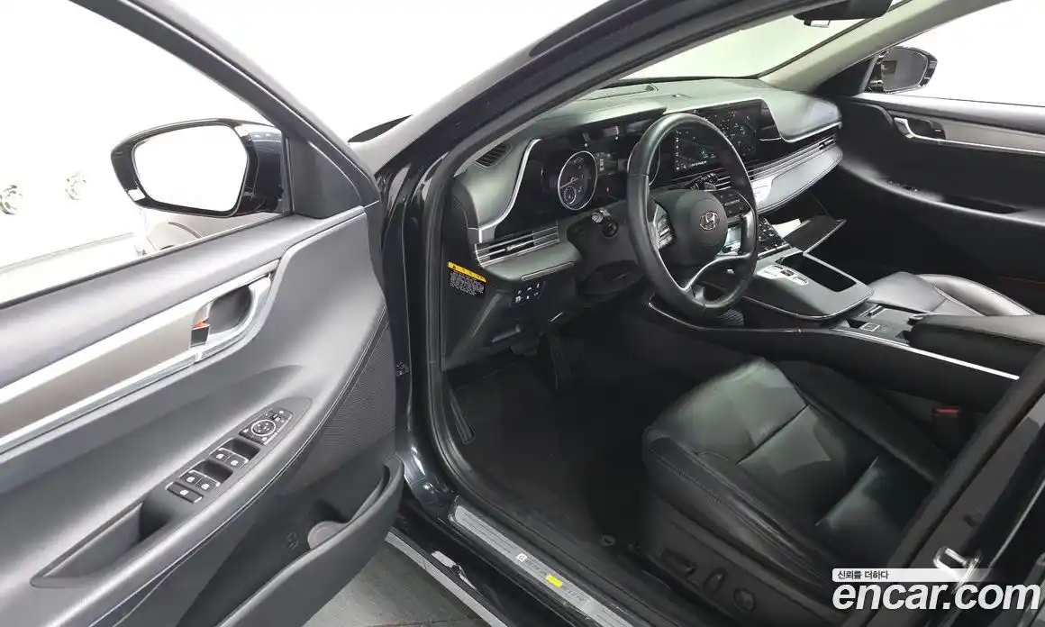 Hyundai Grandeur 2020 2.5 Автомат в Москве № 336121, фото 20