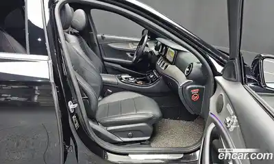 Mercedes-Benz E-Class 2019 2.0 Автомат в Москве № 342379, миниатюра 12