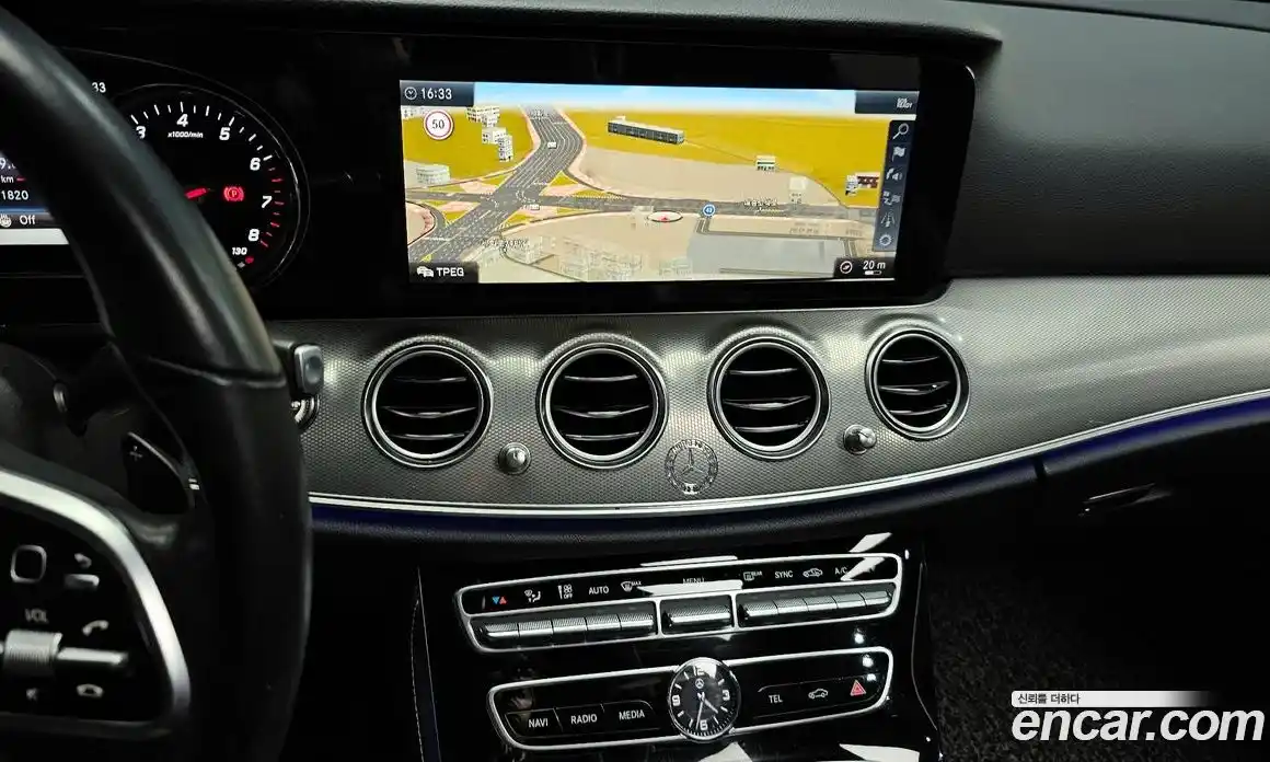 Mercedes-Benz E-Class 2019 2.0 Автомат в Москве № 342379, фото 14