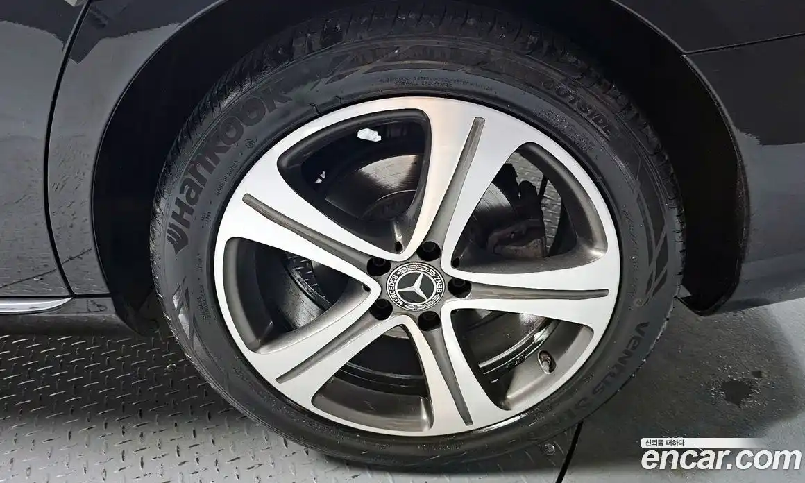 Mercedes-Benz E-Class 2019 2.0 Автомат в Москве № 342379, фото 8