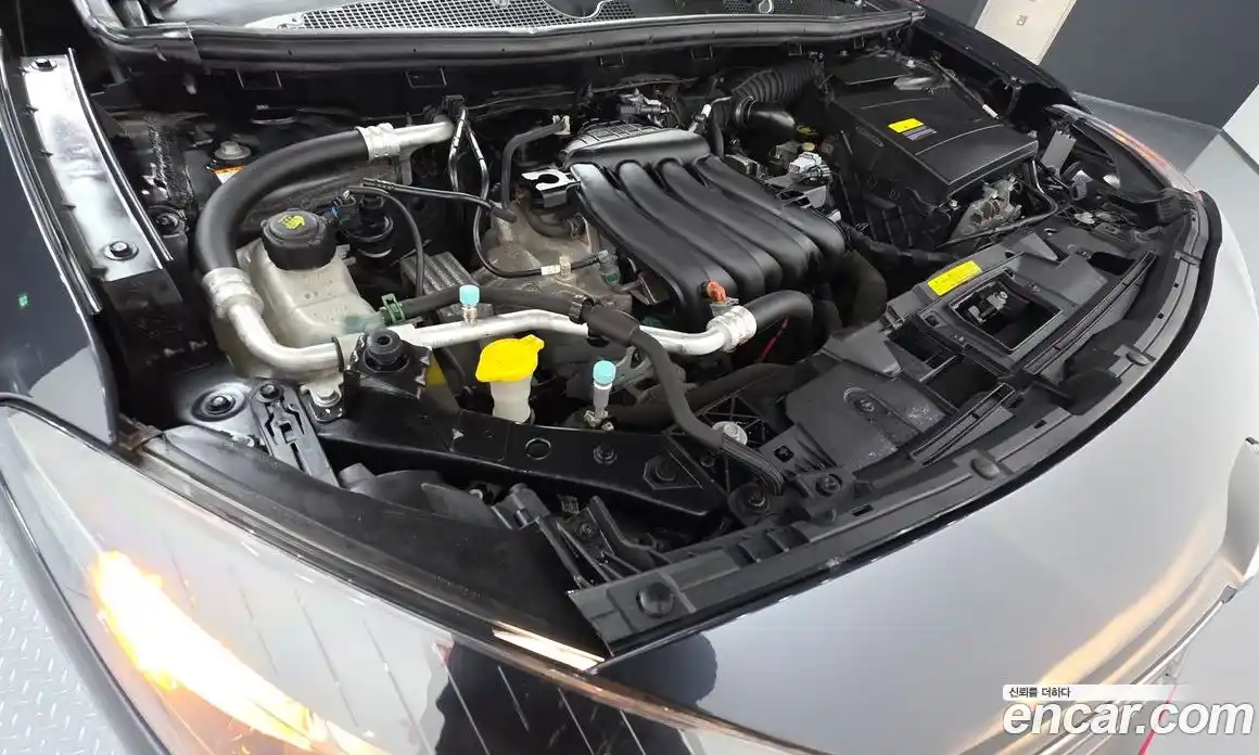 Renault SM3 2015 1.6 Автомат в Москве № 355927, фото 6