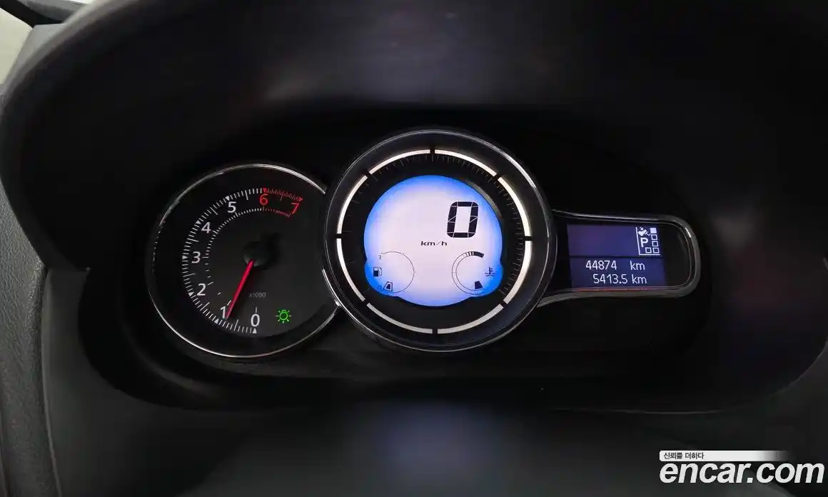 Renault SM3 2015 1.6 Автомат в Москве № 355927, фото 8