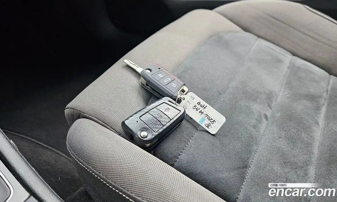 Volkswagen Golf 2015 1.6 Автомат в Москве № 358136, фото 17