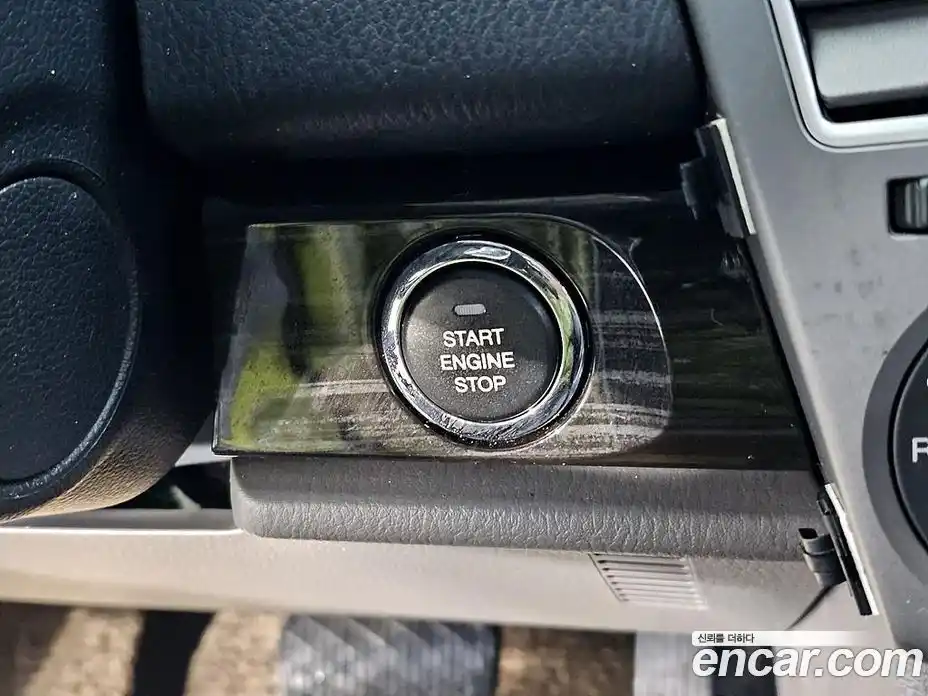 SsangYong Korando 2016 2.2 Автомат в Москве № 36188, фото 17