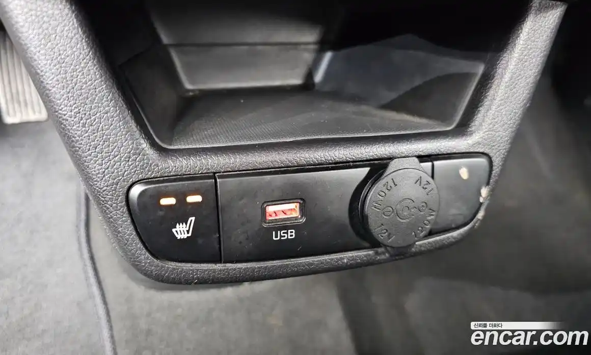 Kia Ray 2022 1.0 Автомат в Москве № 362726, фото 16