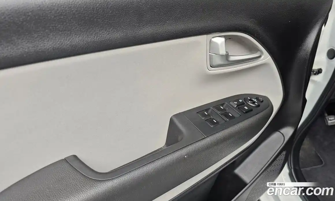 Kia Ray 2022 1.0 Автомат в Москве № 362726, фото 18