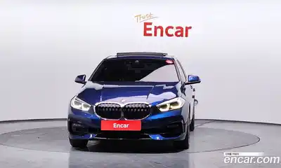 BMW 1-Series 2021 2.0 Автомат в Москве № 363189, миниатюра 3