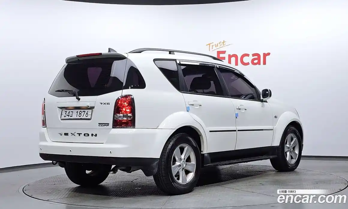 SsangYong Rexton 2009 2.7 Автомат в Москве № 36489, фото 8