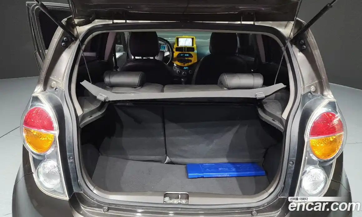 Chevrolet Spark 2012 1.0 Автомат в Москве № 37443, фото 13