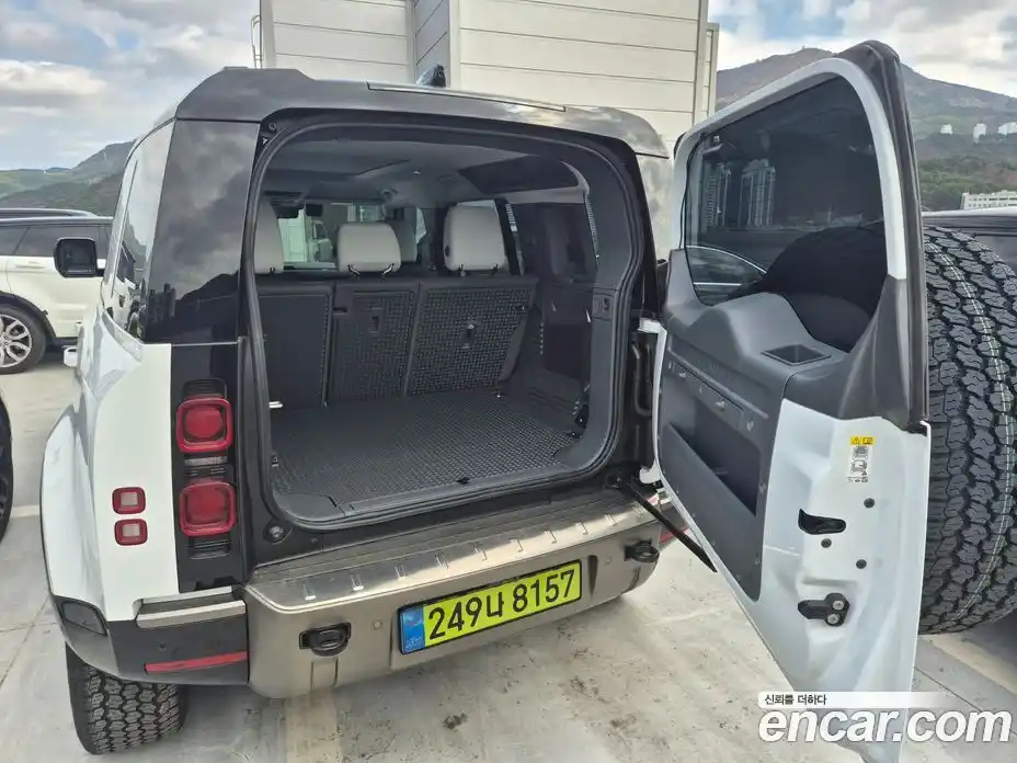 Land Rover Defender 2025 3.0 Автомат в Москве № 375138, фото 17