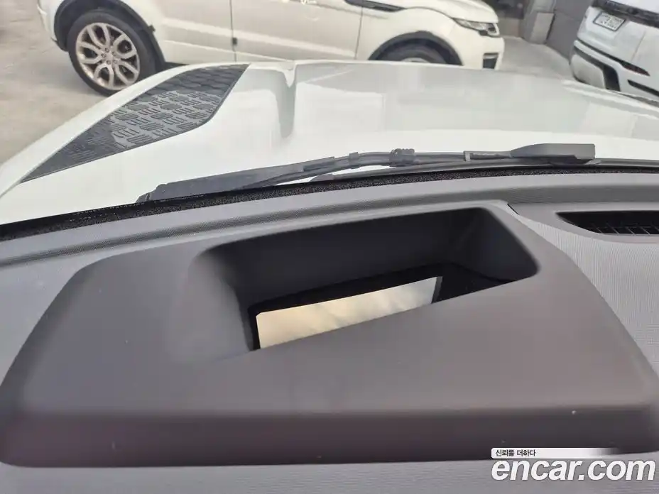 Land Rover Defender 2025 3.0 Автомат в Москве № 375138, фото 9