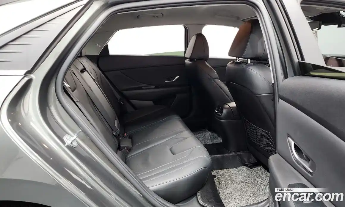 Hyundai Avante 2021 1.6 Автомат в Москве № 382134, фото 12