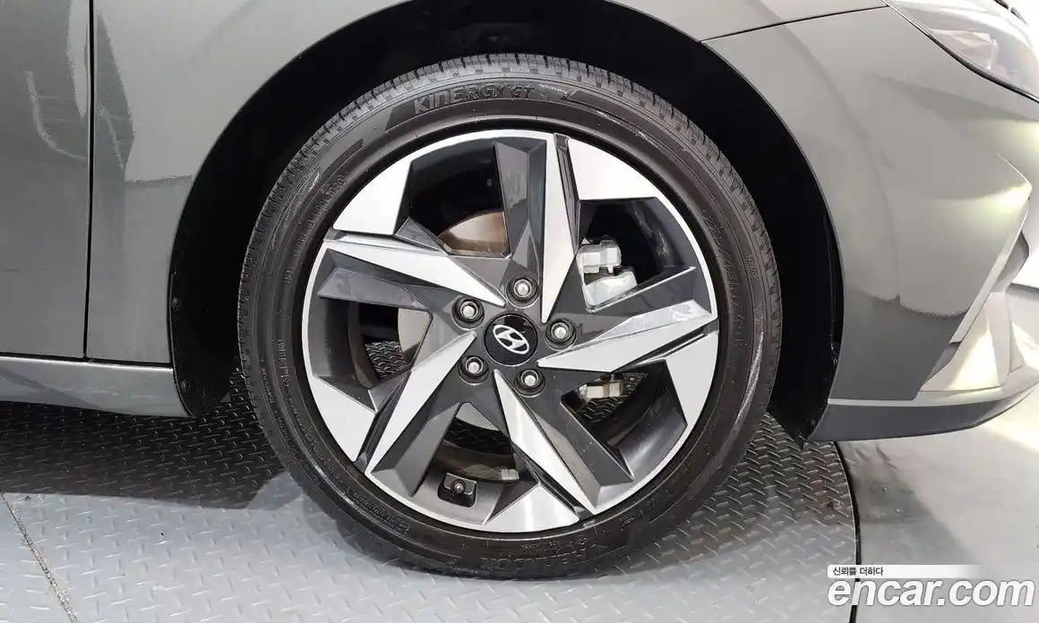 Hyundai Avante 2021 1.6 Автомат в Москве № 382134, фото 5