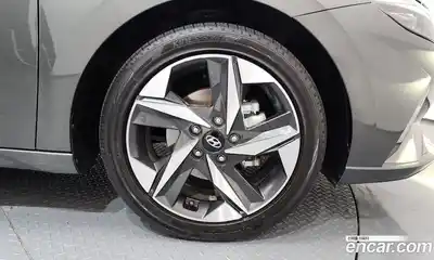 Hyundai Avante 2021 1.6 Автомат в Москве № 382134, миниатюра 5