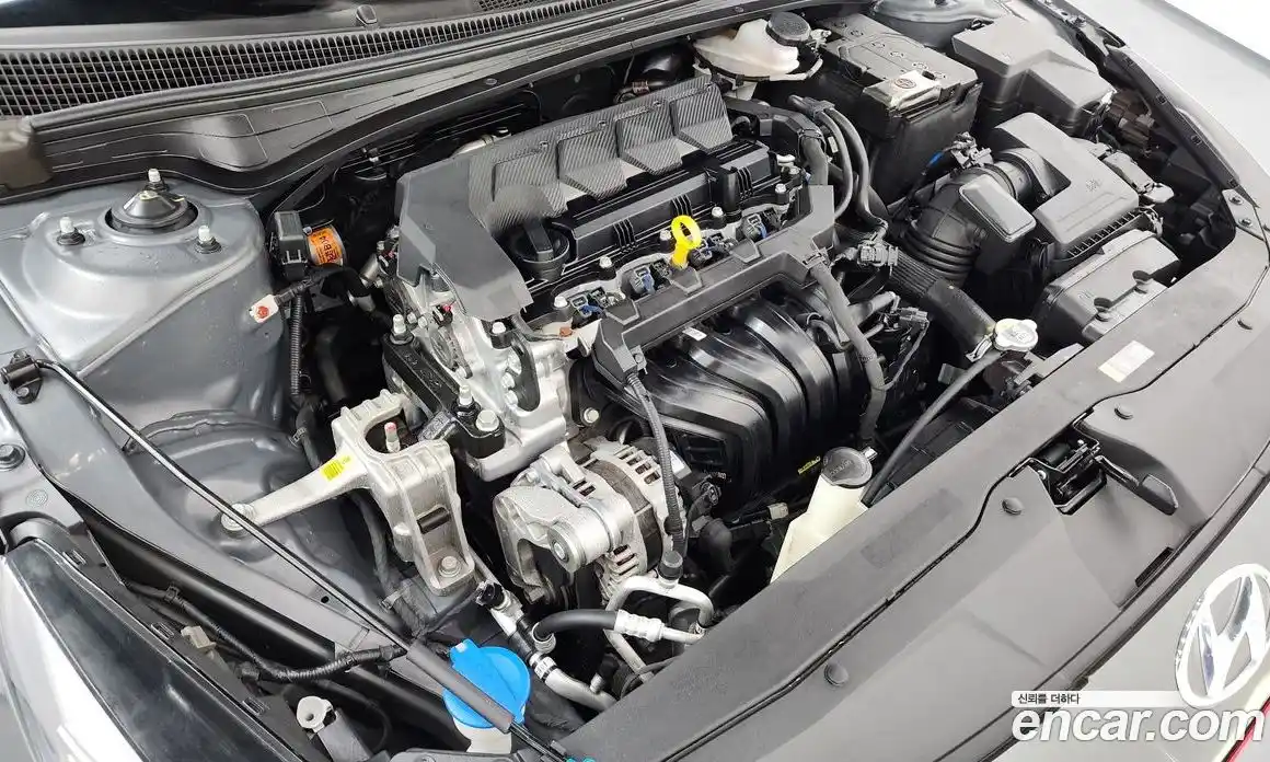 Hyundai Avante 2021 1.6 Автомат в Москве № 382134, фото 6