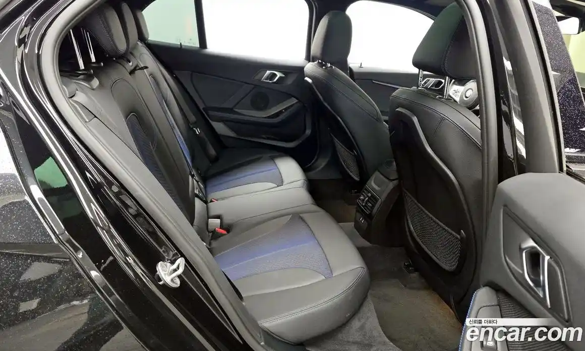 BMW 1-Series 2023 2.0 Автомат в Москве № 385617, фото 12