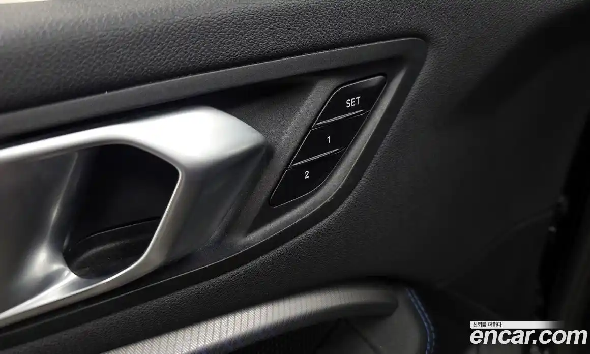 BMW 1-Series 2023 2.0 Автомат в Москве № 385617, фото 16