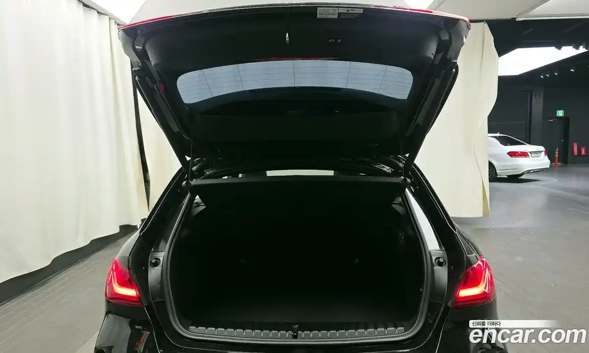 BMW 1-Series 2023 2.0 Автомат в Москве № 385617, фото 20