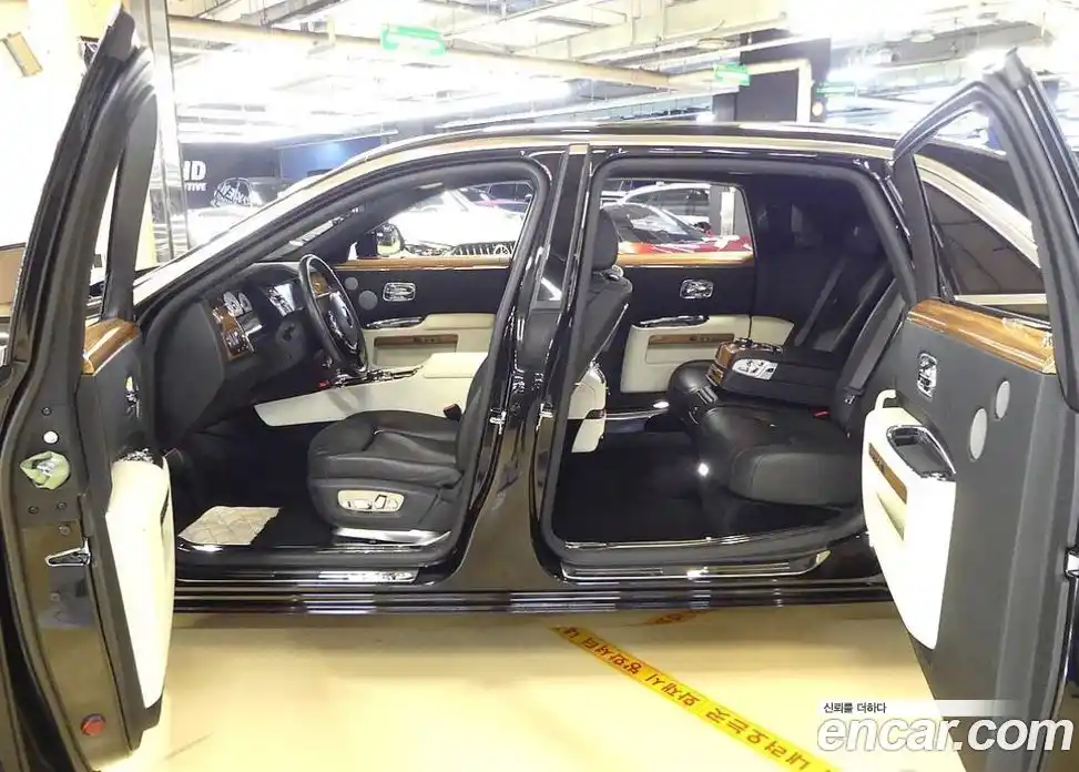 Rolls-Royce Ghost 2016 6.6 Автомат в Москве № 387502, фото 4