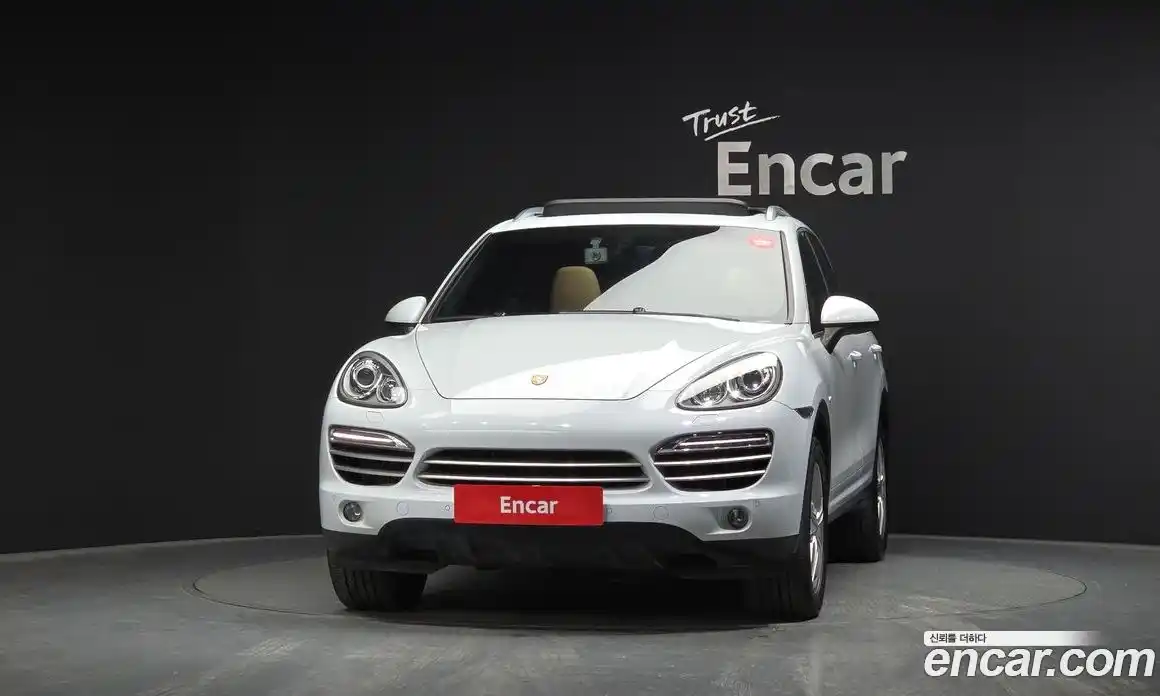 Porsche Cayenne 2014 3.0 Автомат в Москве № 392250, фото 3