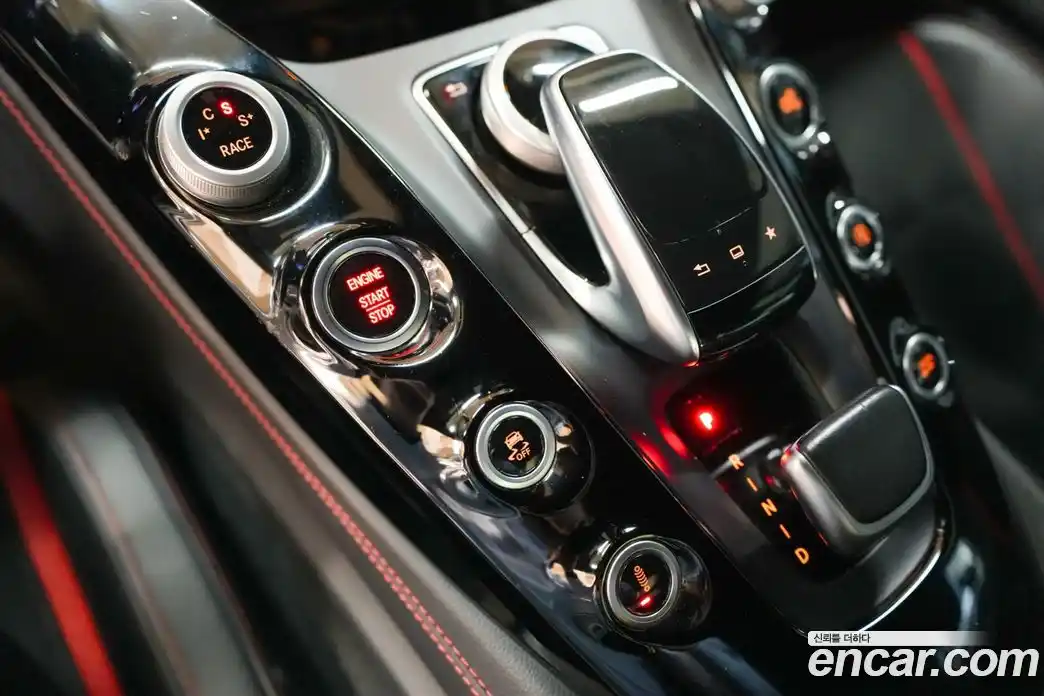 Mercedes-Benz AMG GT 2015 4.0 Автомат в Москве № 412987, фото 9