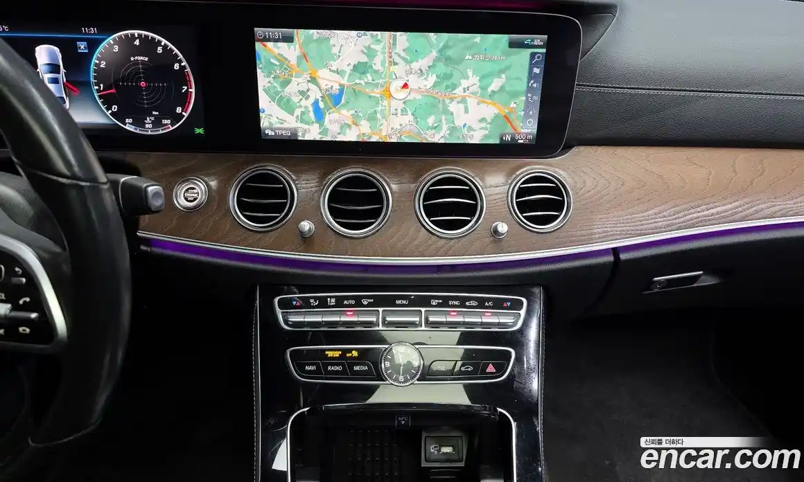 Mercedes-Benz E-Class 2020 2.0 Автомат в Москве № 413500, фото 15