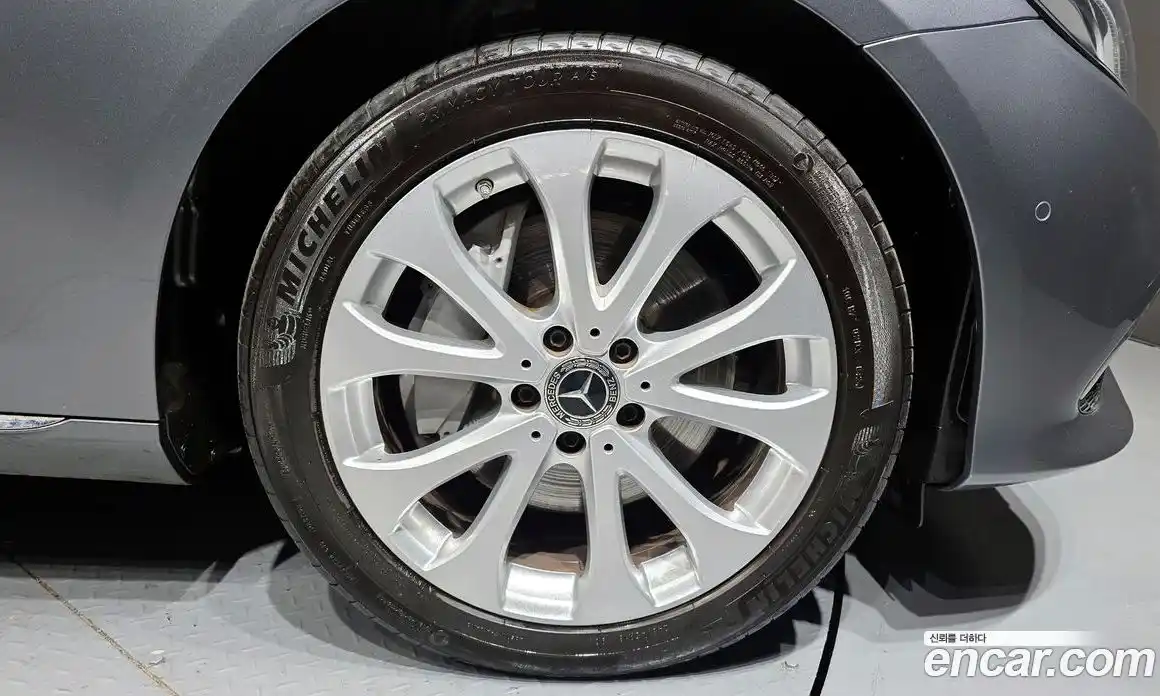 Mercedes-Benz E-Class 2020 2.0 Автомат в Москве № 413500, фото 5