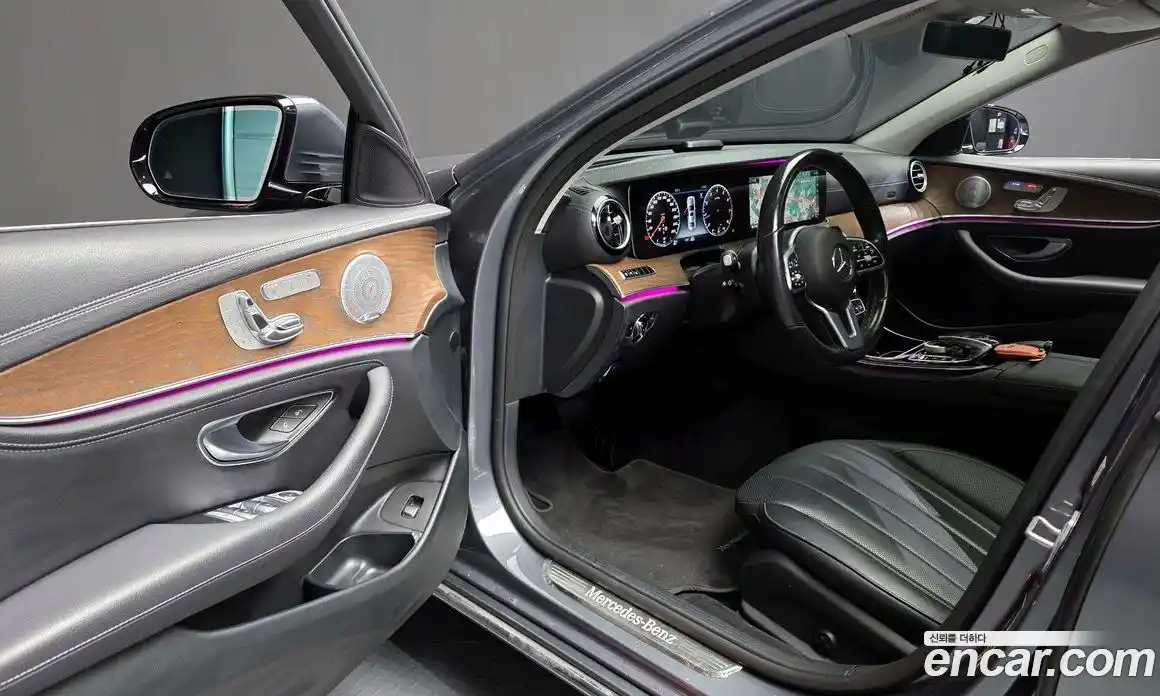 Mercedes-Benz E-Class 2020 2.0 Автомат в Москве № 413500, фото 10