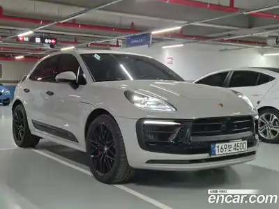 Porsche Macan, 2023
