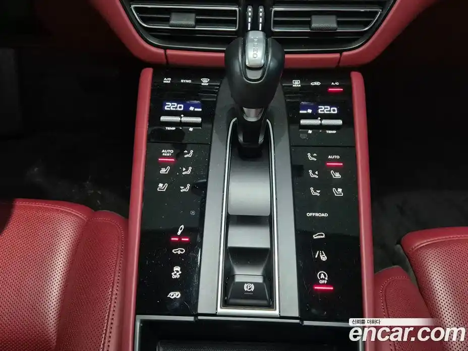 Porsche Macan 2023 2.9 Автомат в Москве № 416096, фото 14