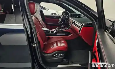 Porsche Cayenne 2021 3.0 Автомат в Москве № 430796, миниатюра 11