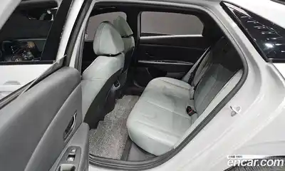 Hyundai Avante 2024 1.6 Автомат в Москве № 449420, миниатюра 11