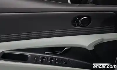 Hyundai Avante 2024 1.6 Автомат в Москве № 449420, миниатюра 12