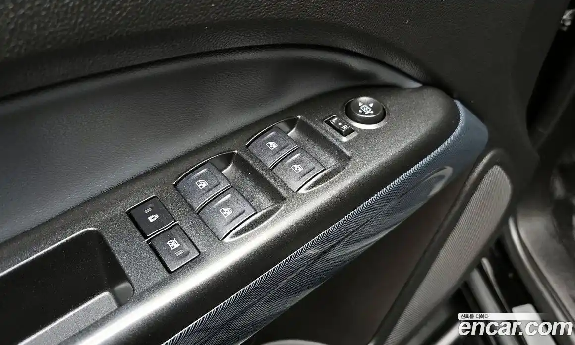 Chevrolet Colorado 2022 3.6 Автомат в Москве № 454841, фото 18