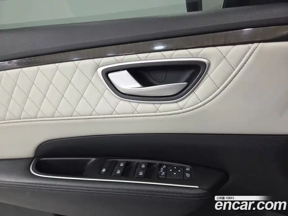 Renault SM6 2016 2.0 Автомат в Москве № 463255, фото 20