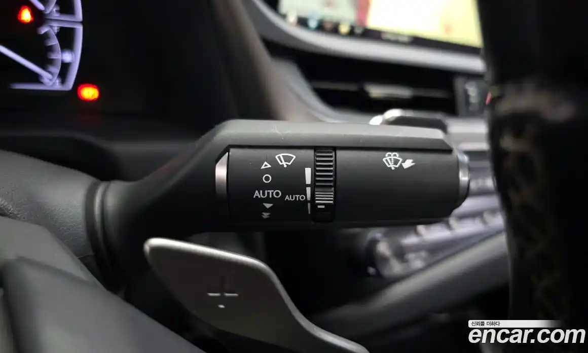 Lexus ES 2019 2.5 Автомат в Москве № 466009, фото 17